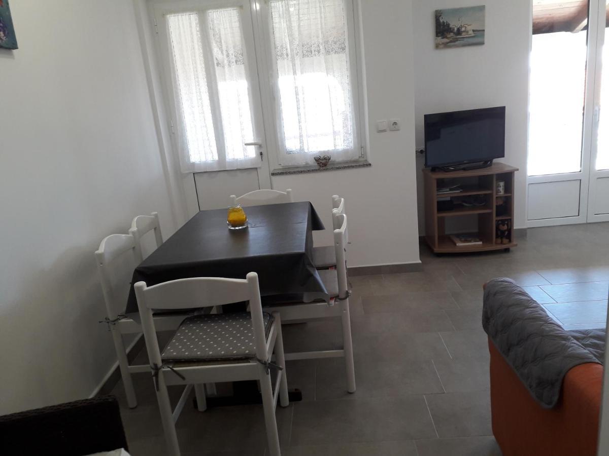 Apartmani Roza לופאר מראה חיצוני תמונה
