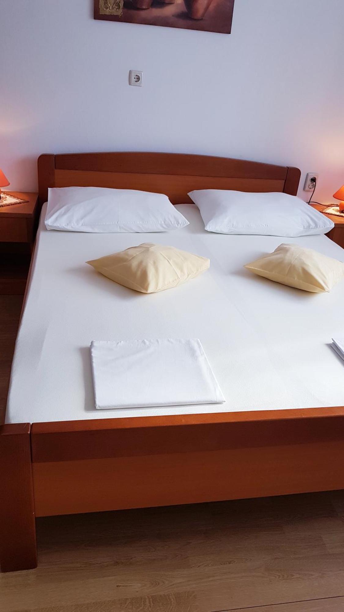 Apartmani Roza לופאר מראה חיצוני תמונה