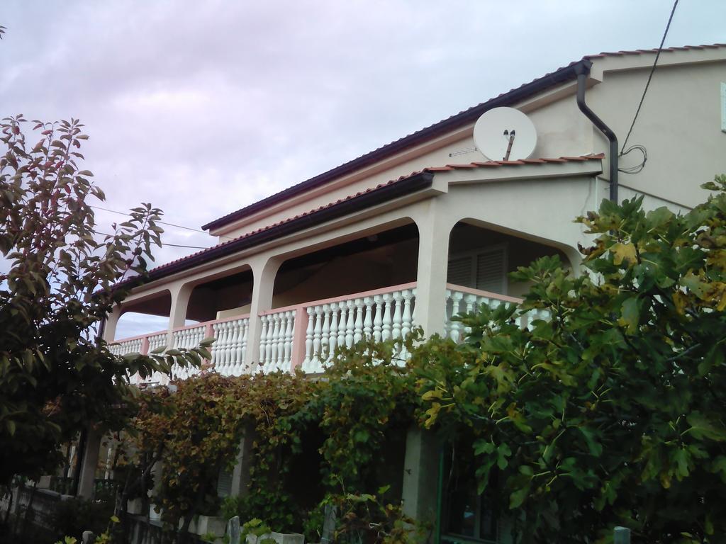 Apartmani Roza לופאר מראה חיצוני תמונה