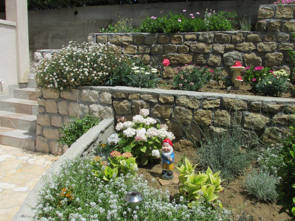 Apartmani Roza לופאר מראה חיצוני תמונה